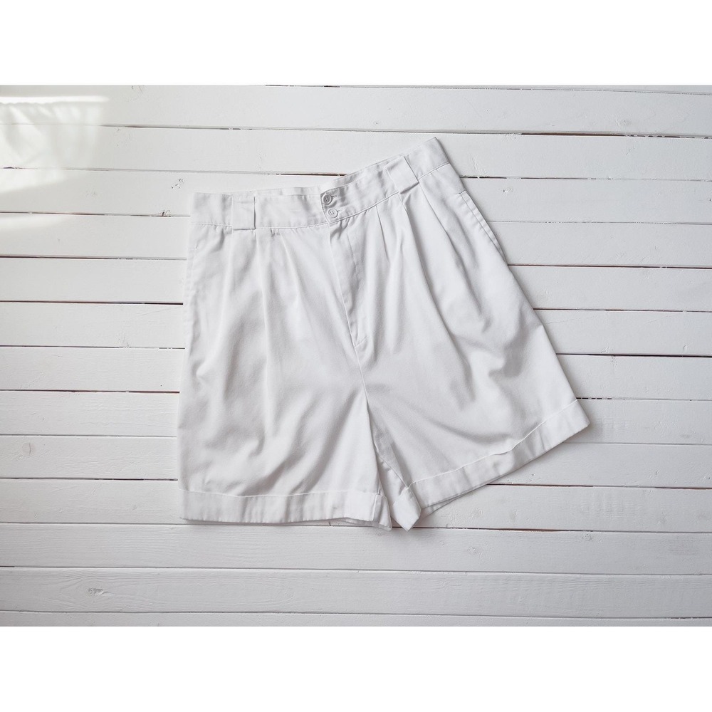 high waisted shorts 90s vintage white cotton pleated shorts